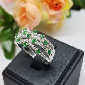 CR1035 : แหวนเงินแท้ 925 ฝัง Emerald