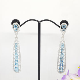 CM46 : ต่างหูเงินแท้ 925 ฝัง Blue Topaz